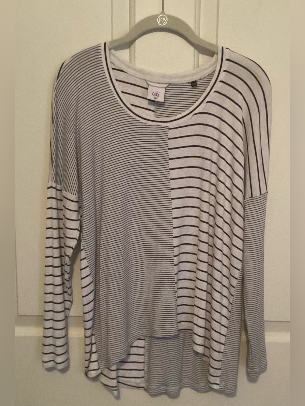 CAbi 3806 Pivot Tee